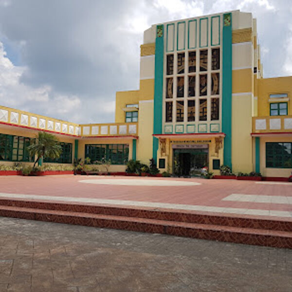 OLD MUNICIPAL BUILDING AND TANAUAN CITY MUSEUM