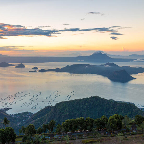 TAAL LAKE and VIEW OF TAAL VOLCANO (6 LAKESHORE BARANGAYS)